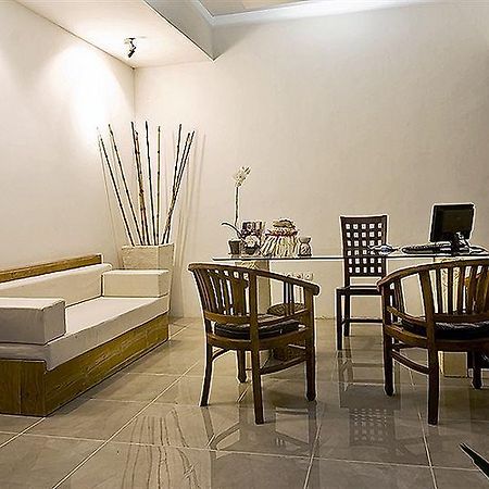 The Adnyana Villas & Spa Denpasar Kültér fotó