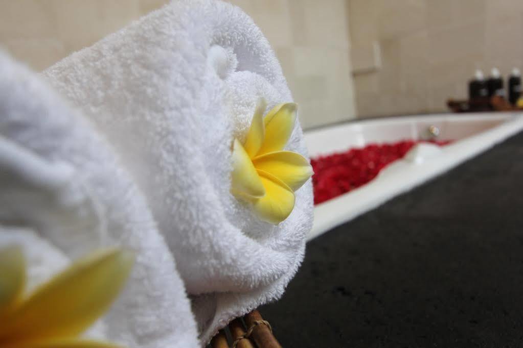 The Adnyana Villas & Spa Denpasar Kültér fotó